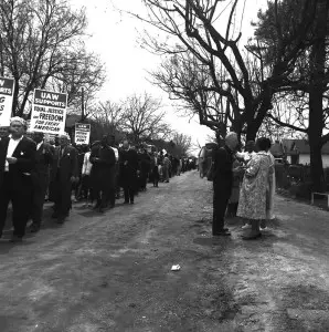 Selma March 65 66 002 6 8bt 72dpi X2